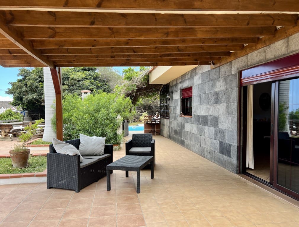 3 soveværelse Finca/Landehus til salg i Santiago del Teide med swimmingpool garage - € 1.700.000 (Ref: 8338586)