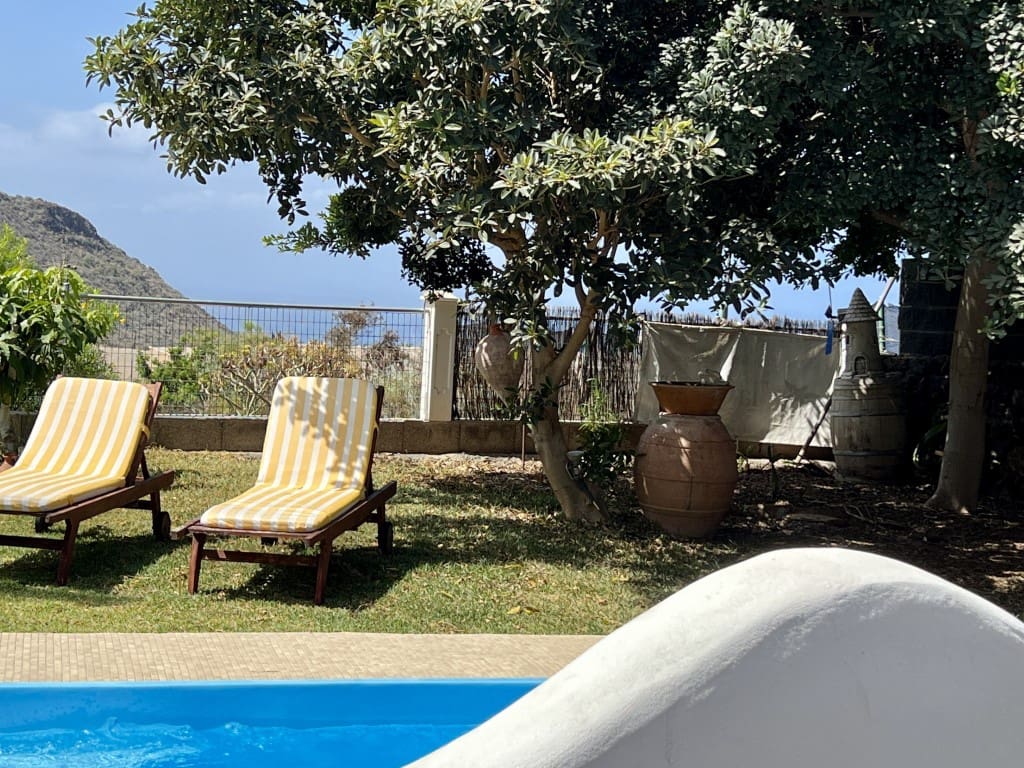 3 soveværelse Finca/Landehus til salg i Santiago del Teide med swimmingpool garage - € 1.700.000 (Ref: 8338586)