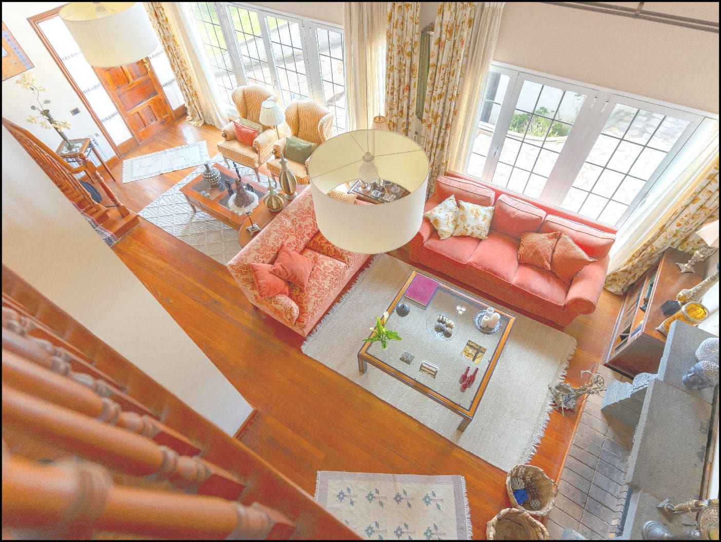 4 soveværelse Villa til salg i La Esperanza med swimmingpool garage - € 1.200.000 (Ref: 8404303)