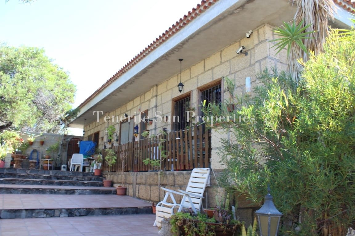 3 soveværelse Finca/Landehus til salg i Granadilla de Abona med garage - € 755.000 (Ref: 8435247)