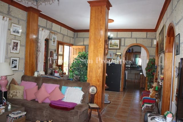 3 soveværelse Finca/Landehus til salg i Granadilla de Abona med garage - € 755.000 (Ref: 8435247)