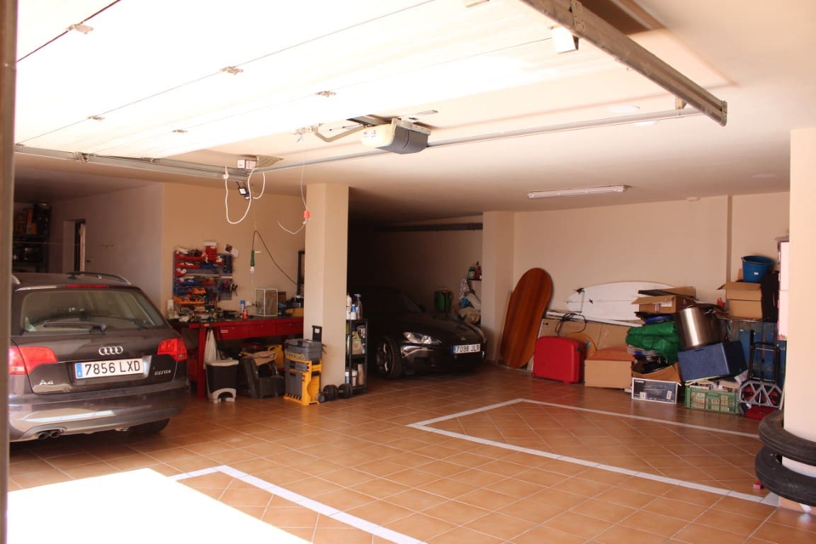 5 soveværelse Byhus til salg i Guia de Isora med garage - € 720.000 (Ref: 8585770)