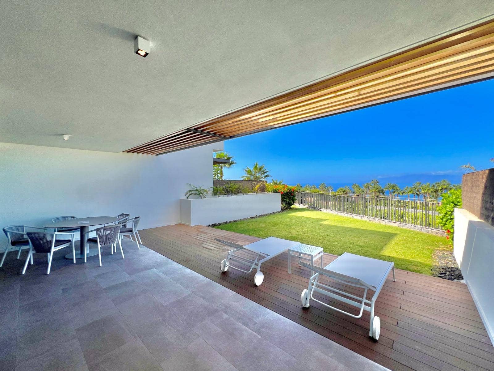 2 camera da letto Appartamento in vendita in Guia de Isora con piscina - 1.400.000 € (Rif: 8754563)