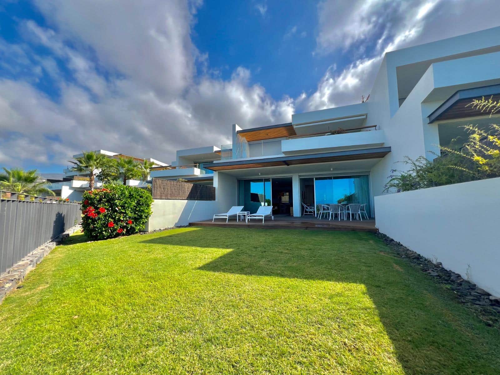 2 camera da letto Appartamento in vendita in Guia de Isora con piscina - 1.400.000 € (Rif: 8754563)