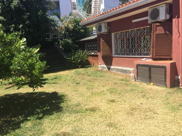 3 soverom Villa til salgs i Puerto de la Cruz med svømmebasseng garasje - € 899 000 (Ref: 8765758)