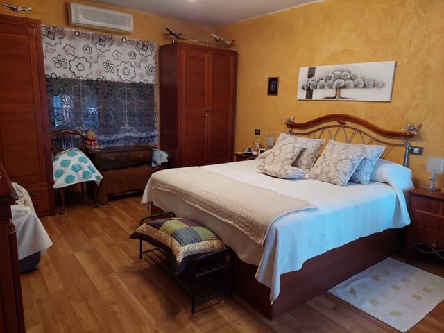 3 soverom Villa til salgs i Puerto de la Cruz med svømmebasseng garasje - € 899 000 (Ref: 8765758)