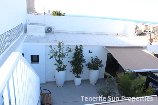 3 soveværelse Byhus til salg i San Isidro de Abona, Granadilla de Abona med garage - € 584.000 (Ref: 8846696)