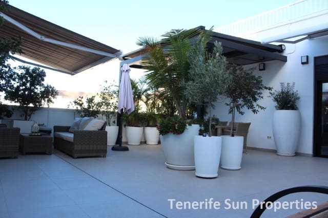 3 soveværelse Byhus til salg i San Isidro de Abona, Granadilla de Abona med garage - € 584.000 (Ref: 8846696)