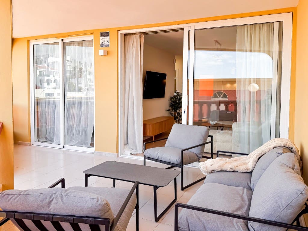 1 soveværelse Lejlighed til salg i Costa Adeje med swimmingpool garage - € 289.000 (Ref: 8910032)