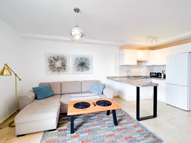 1 soveværelse Lejlighed til salg i Arona med swimmingpool - € 267.000 (Ref: 9084740)