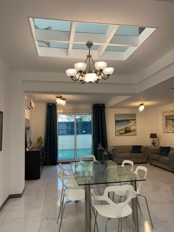 4 sovrum Hus till salu i Adeje med pool garage - 650 000 € (Ref: 9093317)