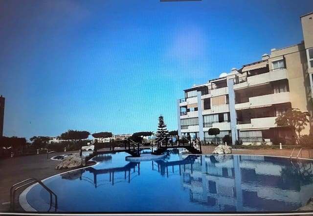 2 soveværelse Lejlighed til salg i Los Cristianos, Arona med swimmingpool garage - € 495.000 (Ref: 9251503)