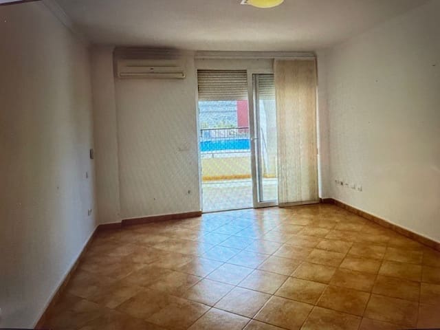 2 soveværelse Lejlighed til salg i Los Cristianos med swimmingpool garage - € 495.000 (Ref: 9251503)