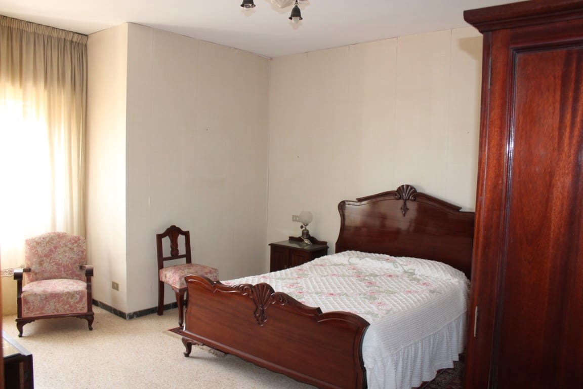 4 soveværelse Lejlighed til salg i Santa Cruz de Tenerife med garage - € 580.000 (Ref: 9274732)