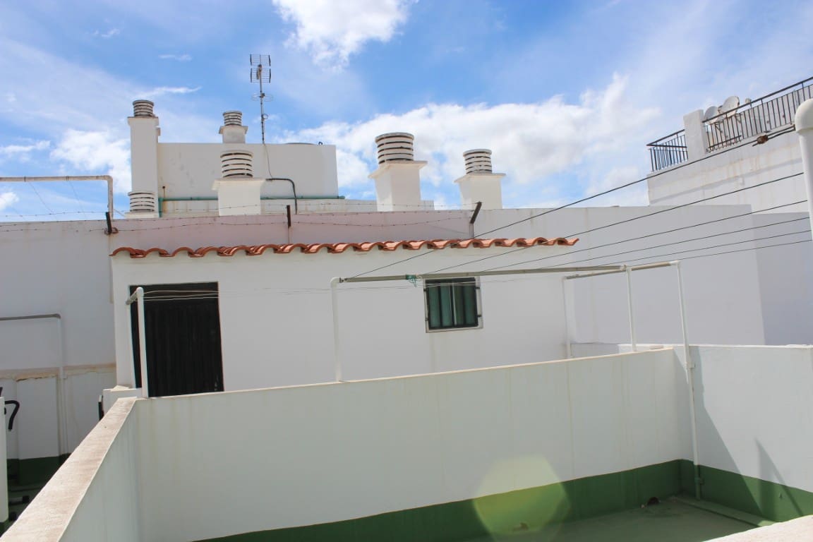 4 soveværelse Lejlighed til salg i Santa Cruz de Tenerife med garage - € 580.000 (Ref: 9274732)
