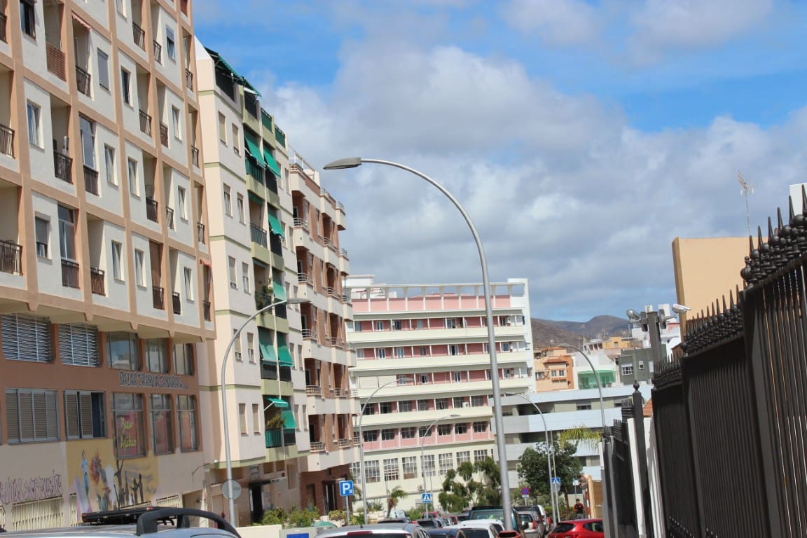 4 soveværelse Lejlighed til salg i Santa Cruz de Tenerife med garage - € 580.000 (Ref: 9274732)