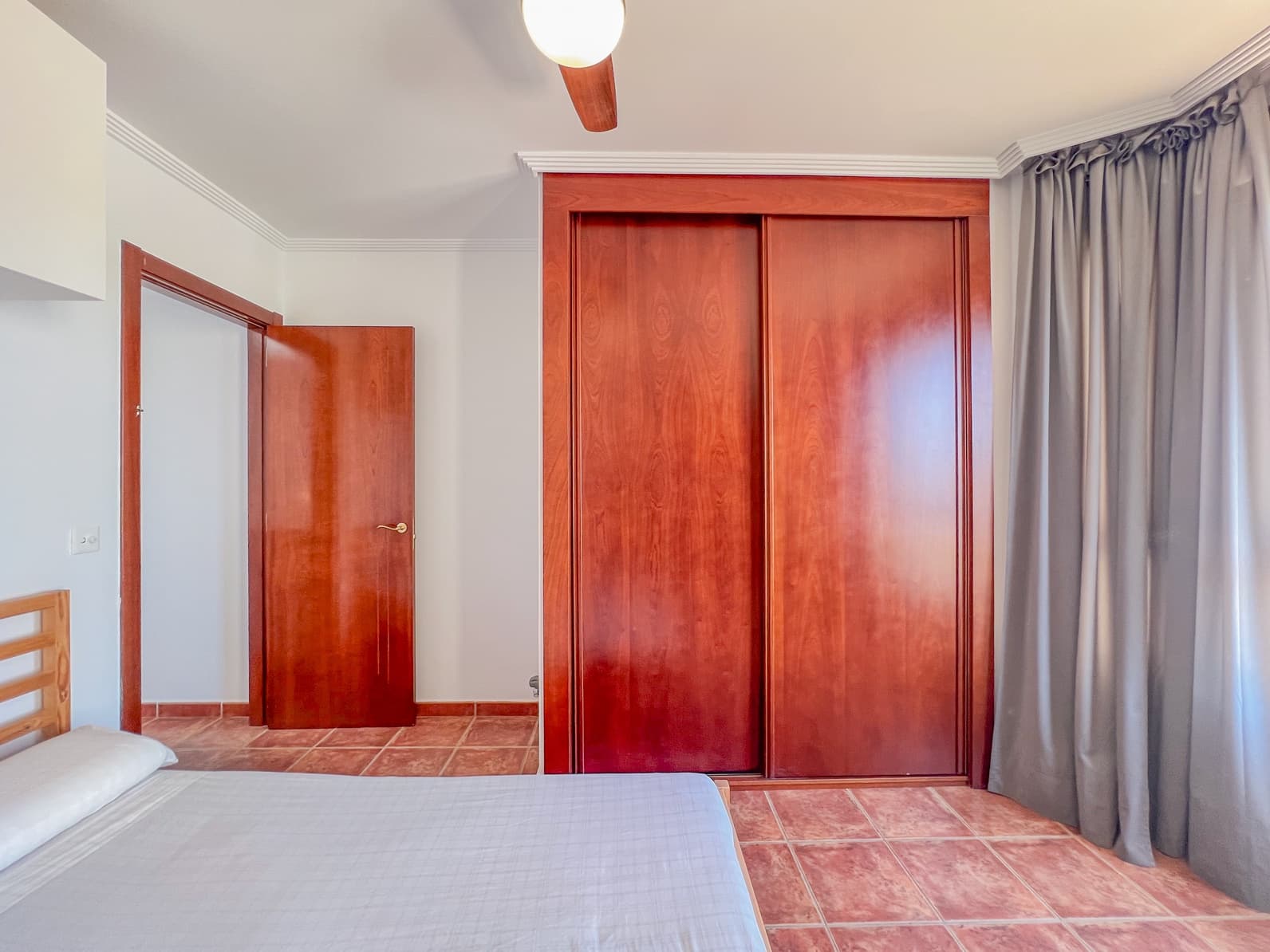 2 soveværelse Lejlighed til salg i Los Abrigos med garage - € 380.000 (Ref: 9337107)