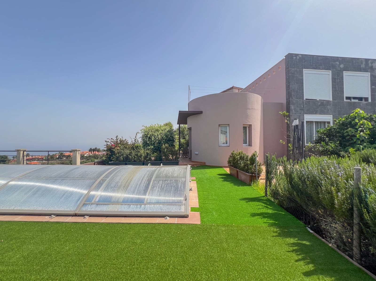 5 slaapkamer Villa te koop in Tacoronte met zwembad garage - € 910.000 (Ref: 9337224)