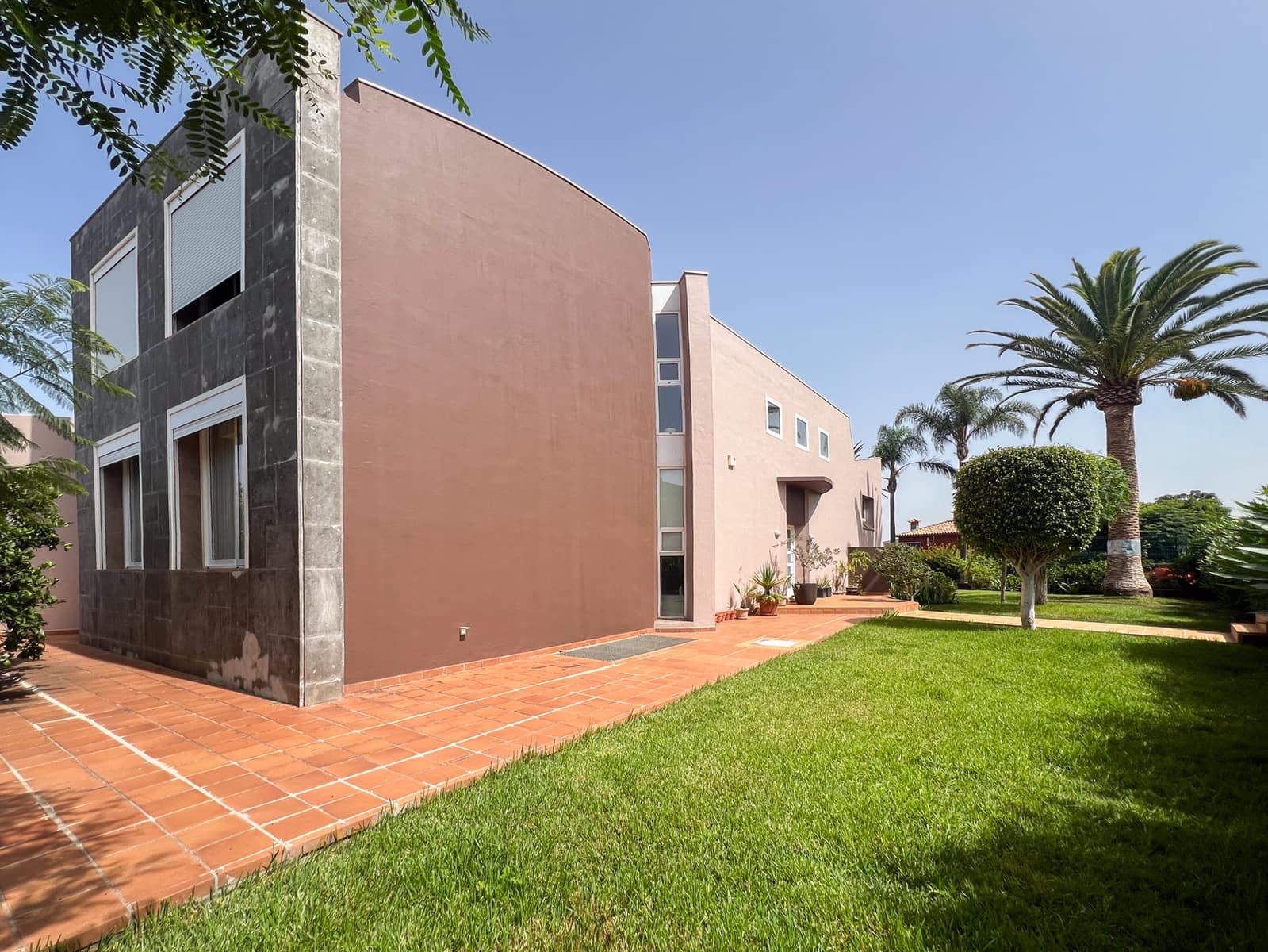 5 slaapkamer Villa te koop in Tacoronte met zwembad garage - € 910.000 (Ref: 9337224)