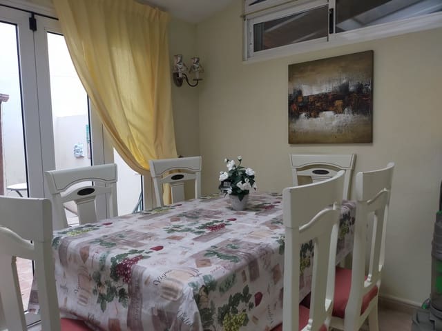 2 soveværelse Byhus til salg i Chayofa, Arona med swimmingpool garage - € 389.000 (Ref: 9714073)