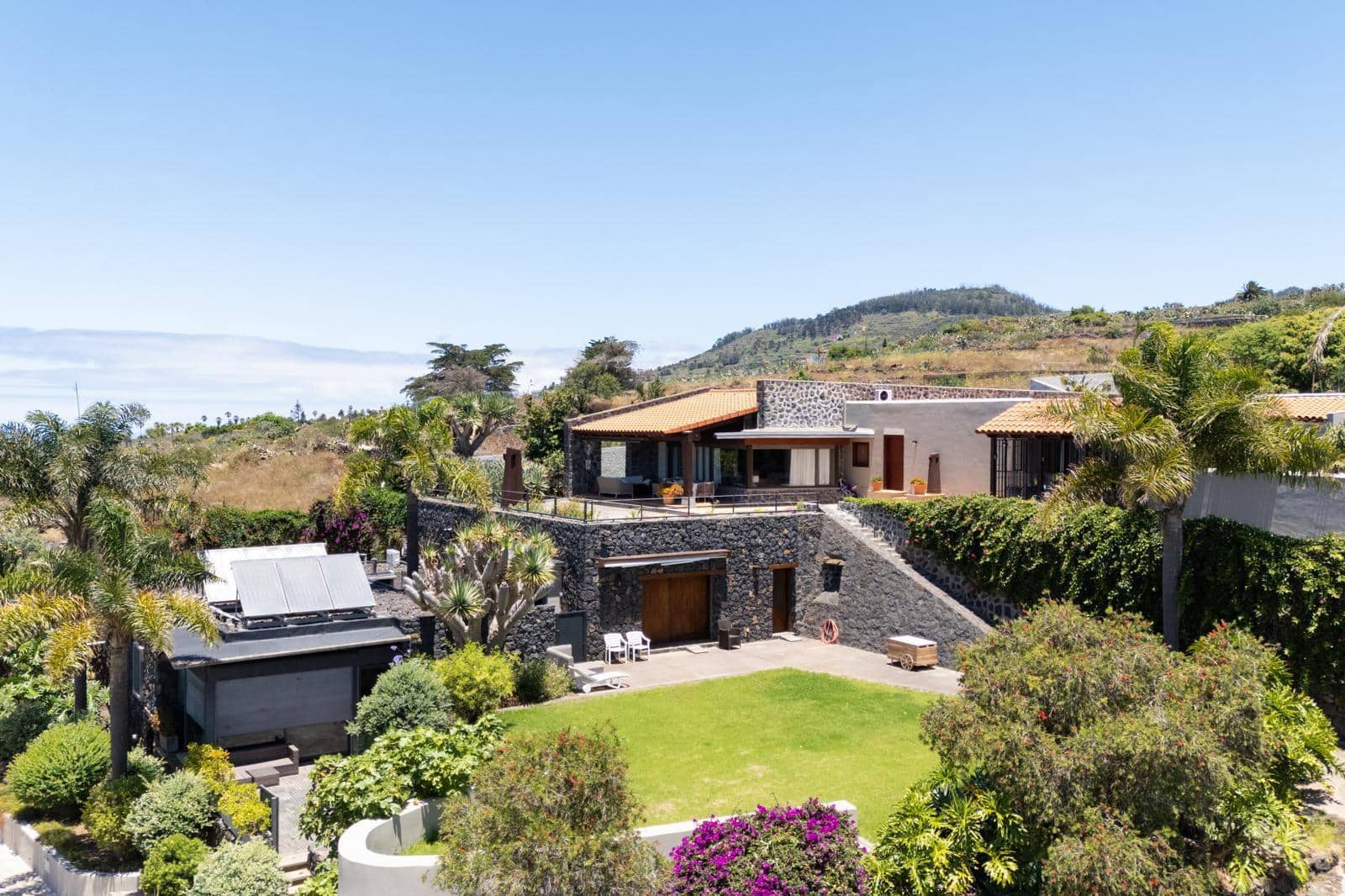 6 sypialnia Willa na sprzedaż w Tacoronte z garażem - 2 950 000 € (Ref: 9776999)