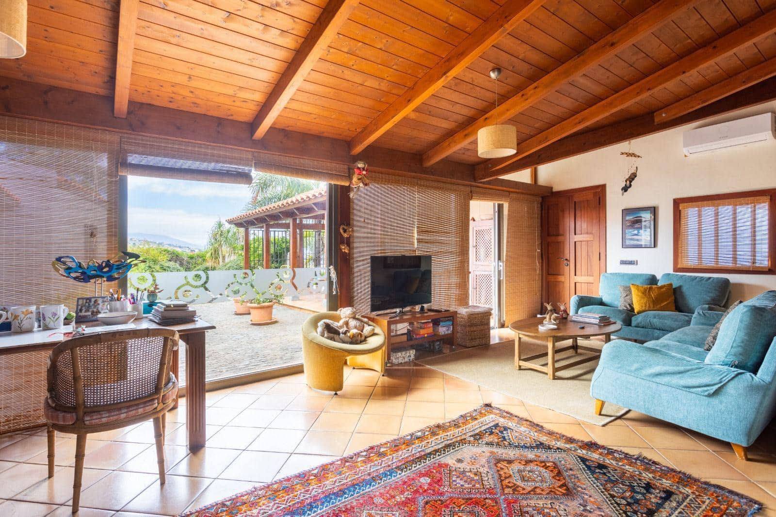 6 sypialnia Willa na sprzedaż w Tacoronte z garażem - 2 950 000 € (Ref: 9776999)