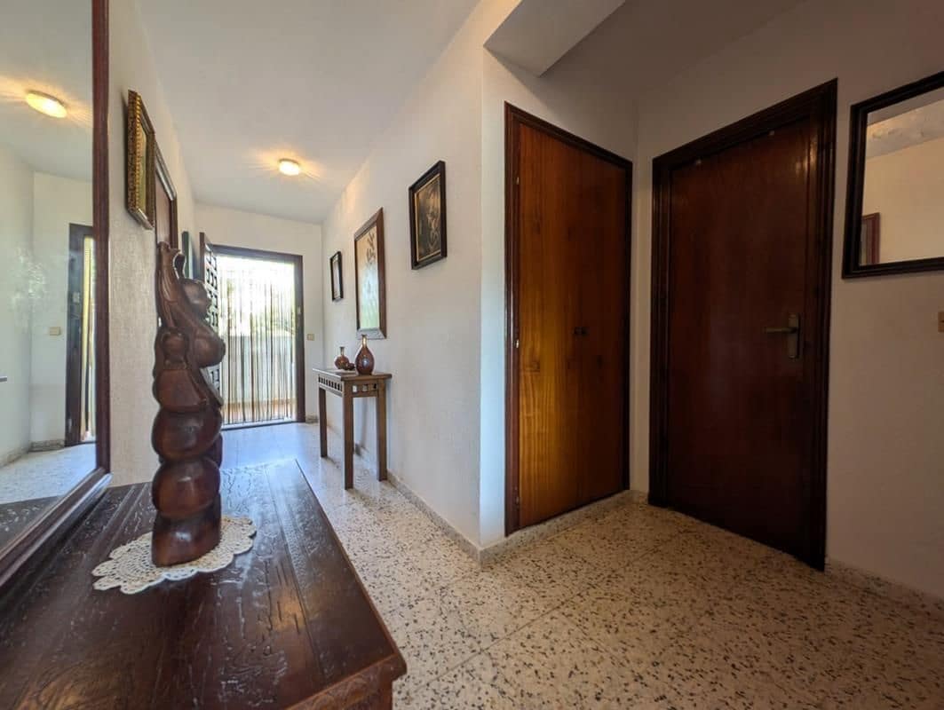 Apartamento de 2 habitaciones en Guardamar del Segura en venta con piscina - 165.000 € (Ref: 10022037)