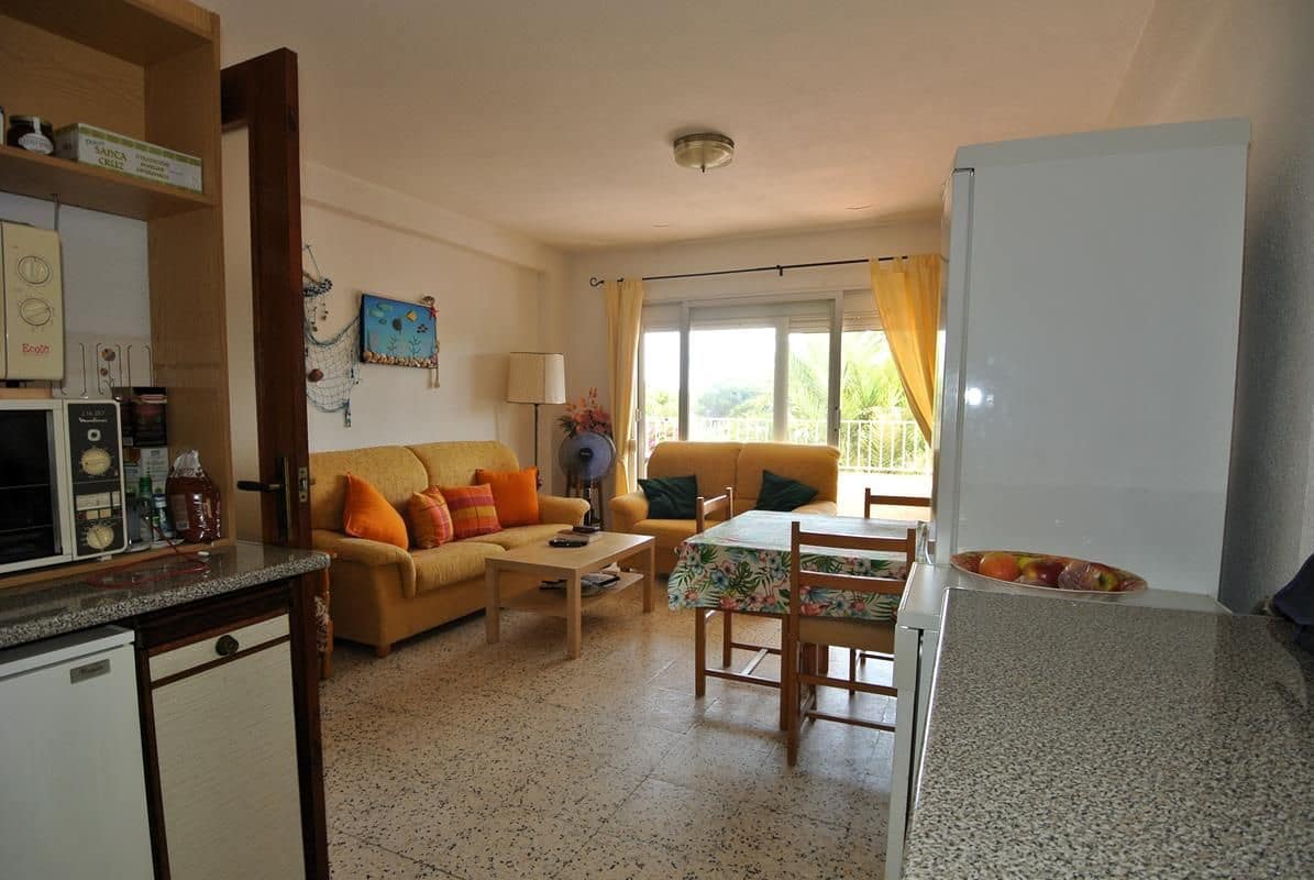 Apartamento de 2 habitaciones en Guardamar del Segura en venta con piscina - 165.000 € (Ref: 10022037)