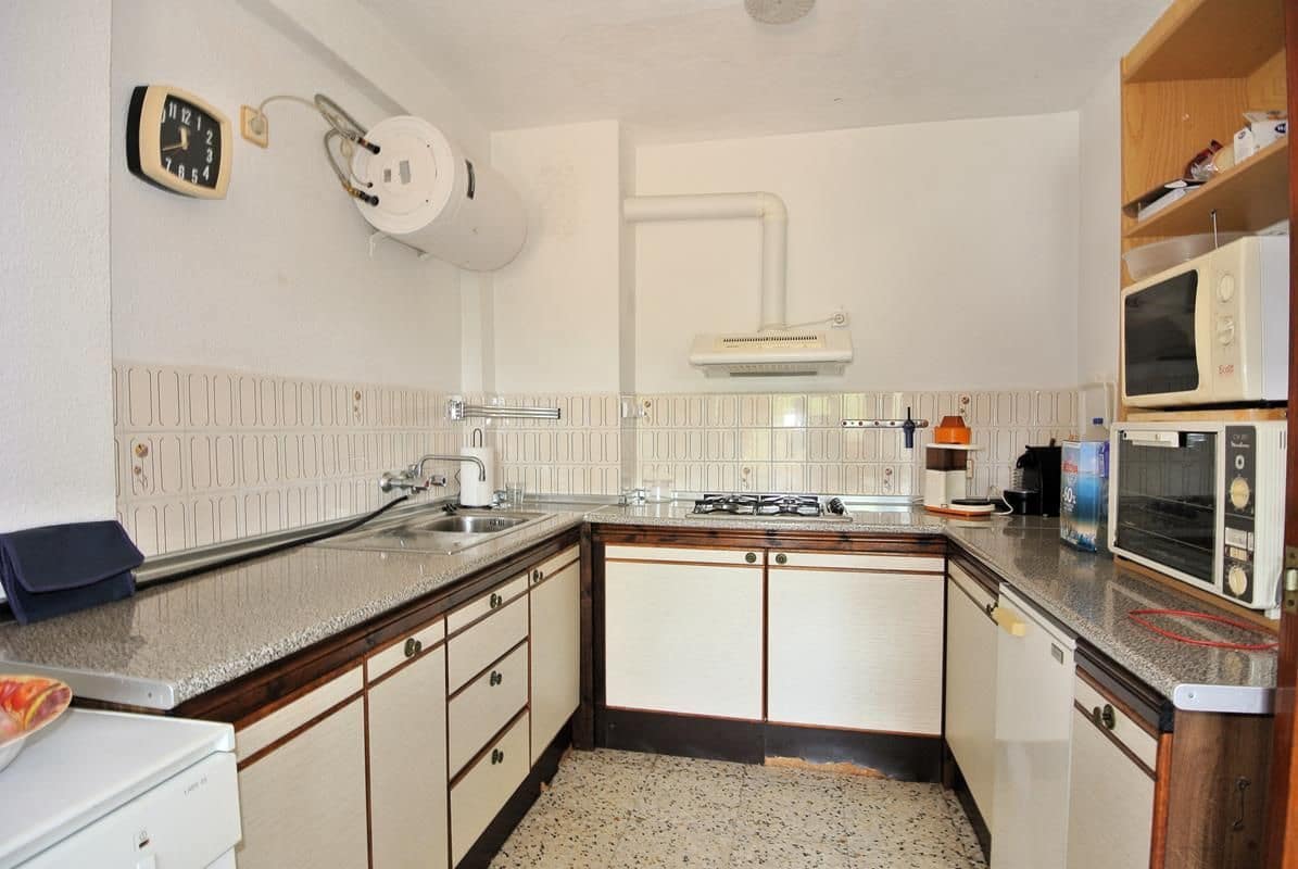 Apartamento de 2 habitaciones en Guardamar del Segura en venta con piscina - 165.000 € (Ref: 10022037)