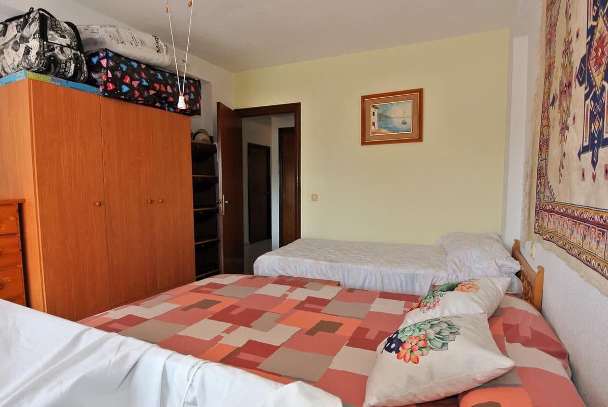 Apartamento de 2 habitaciones en Guardamar del Segura en venta con piscina - 165.000 € (Ref: 10022037)