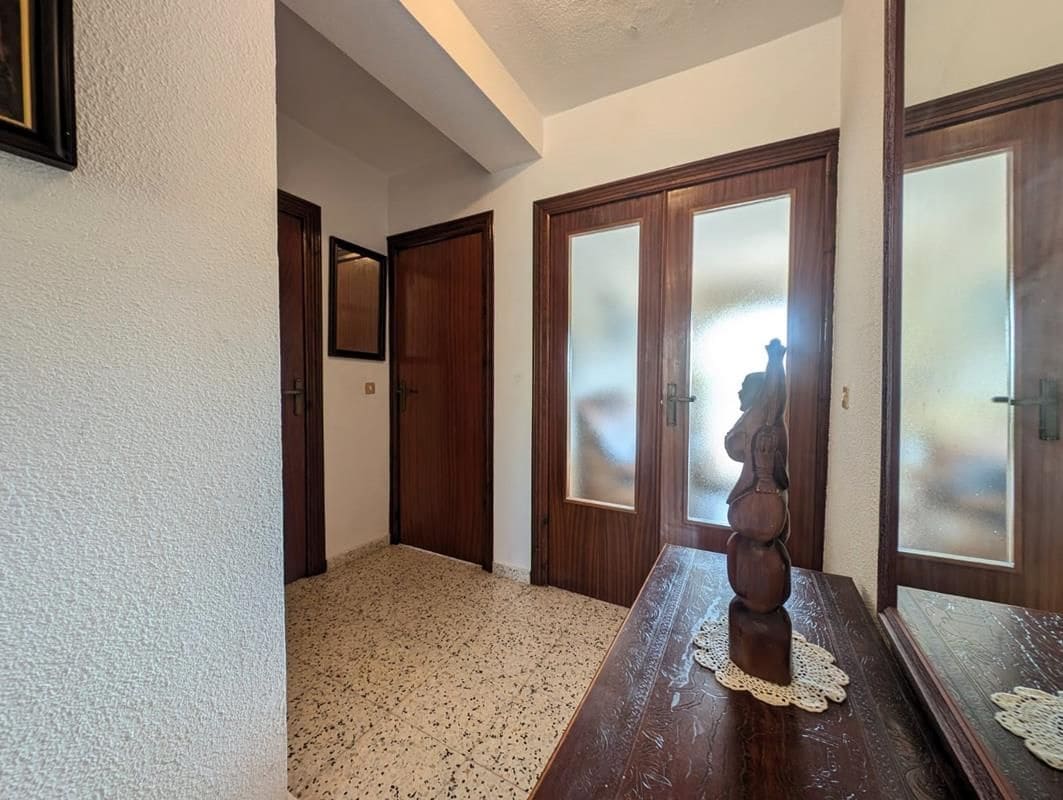 Apartamento de 2 habitaciones en Guardamar del Segura en venta con piscina - 165.000 € (Ref: 10022037)