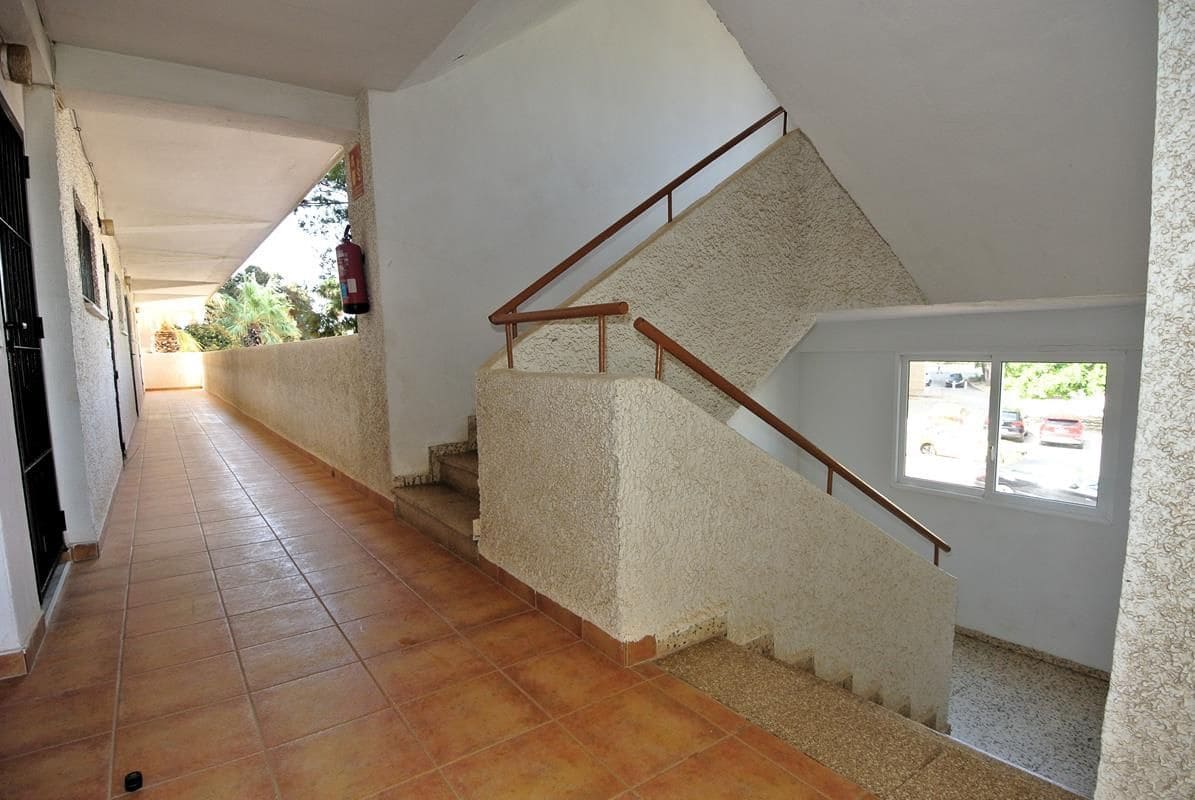 Apartamento de 2 habitaciones en Guardamar del Segura en venta con piscina - 165.000 € (Ref: 10022037)