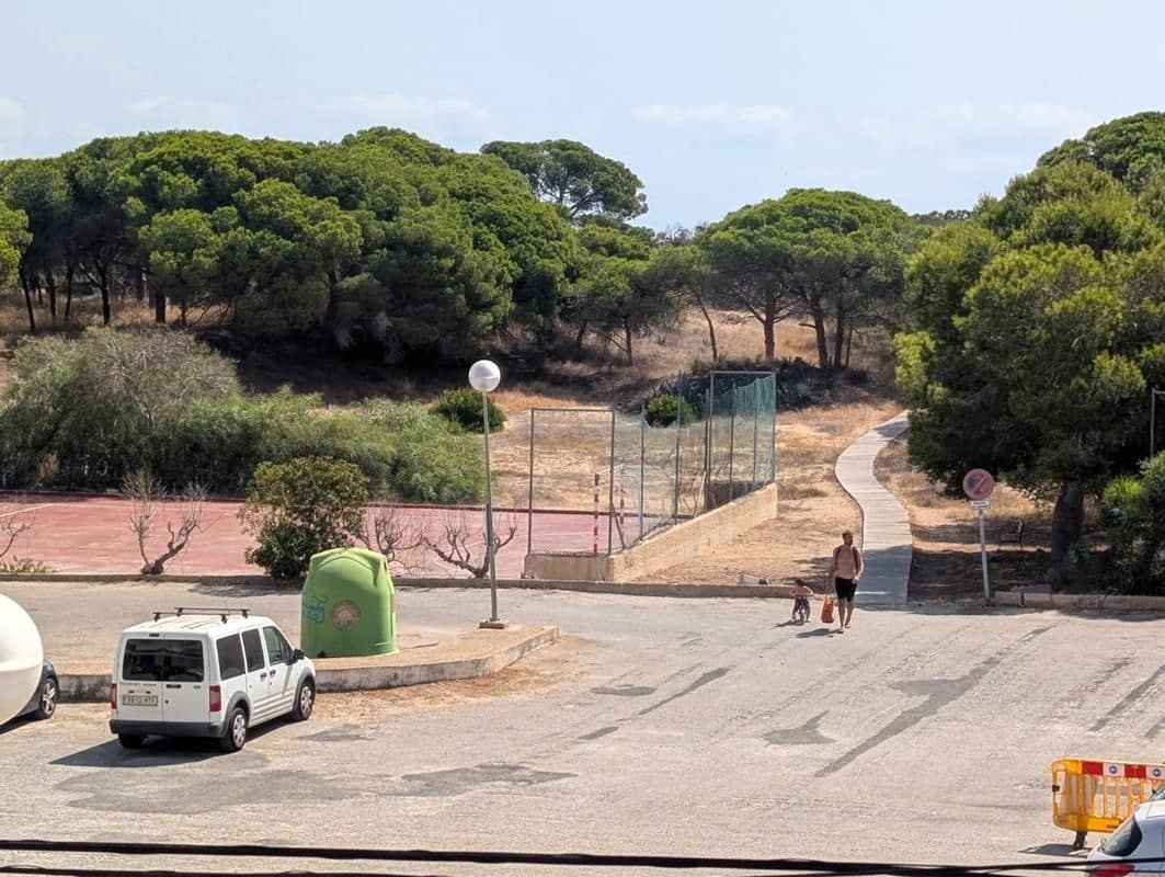 Apartamento de 2 habitaciones en Guardamar del Segura en venta con piscina - 165.000 € (Ref: 10022037)