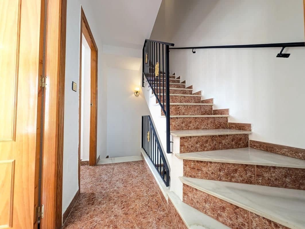 3 Zimmer Doppelhaus zu verkaufen in Torrevieja mit Pool Garage - 249.000 € (Ref: 10094229)