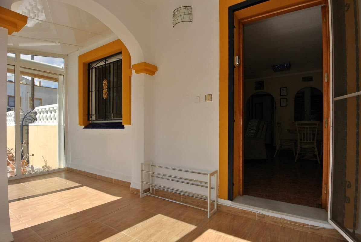3 Zimmer Doppelhaus zu verkaufen in Torrevieja mit Pool Garage - 249.000 € (Ref: 10094229)