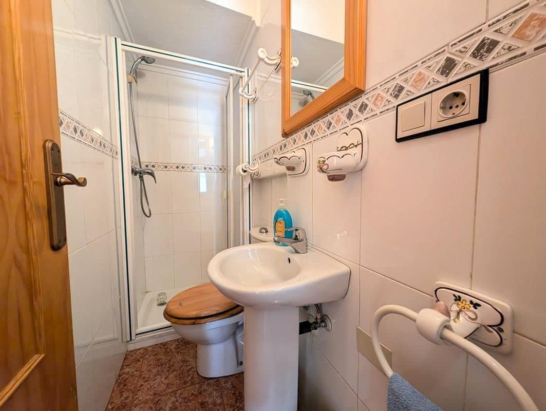 3 Zimmer Doppelhaus zu verkaufen in Torrevieja mit Pool Garage - 249.000 € (Ref: 10094229)