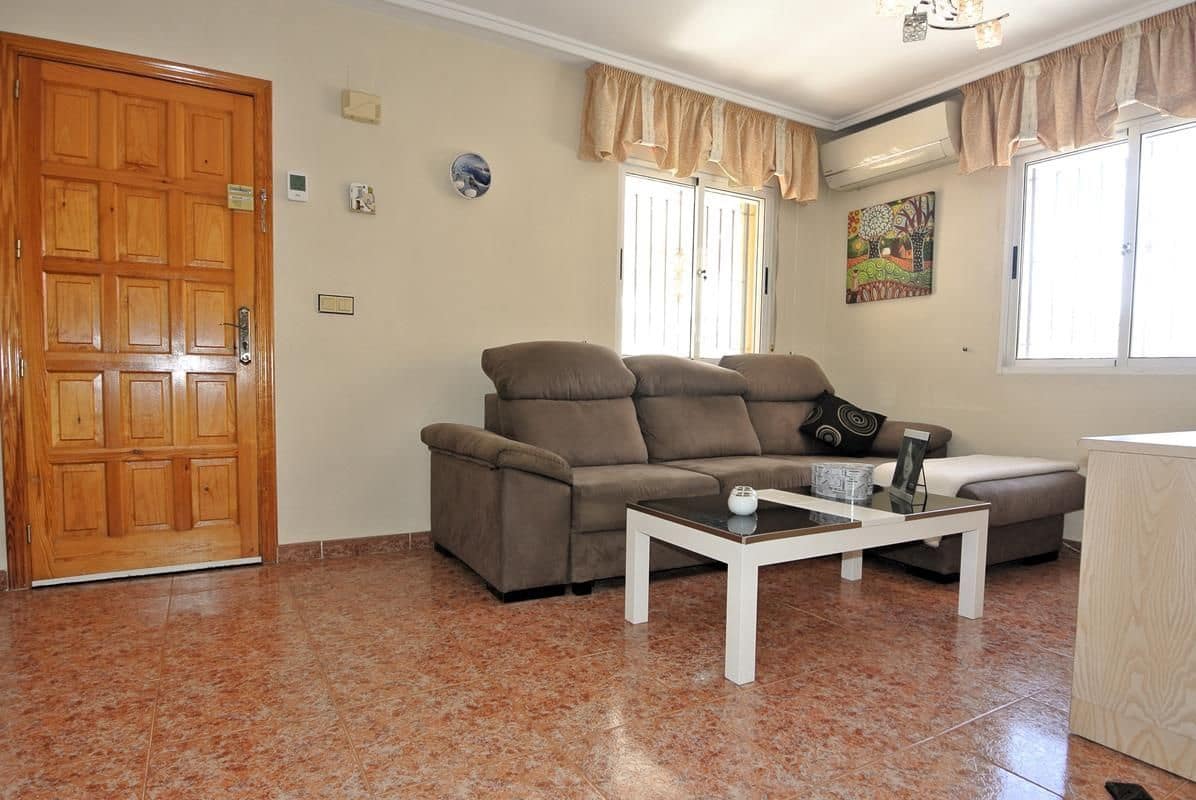 3 Zimmer Doppelhaus zu verkaufen in Torrevieja mit Pool Garage - 249.000 € (Ref: 10094229)