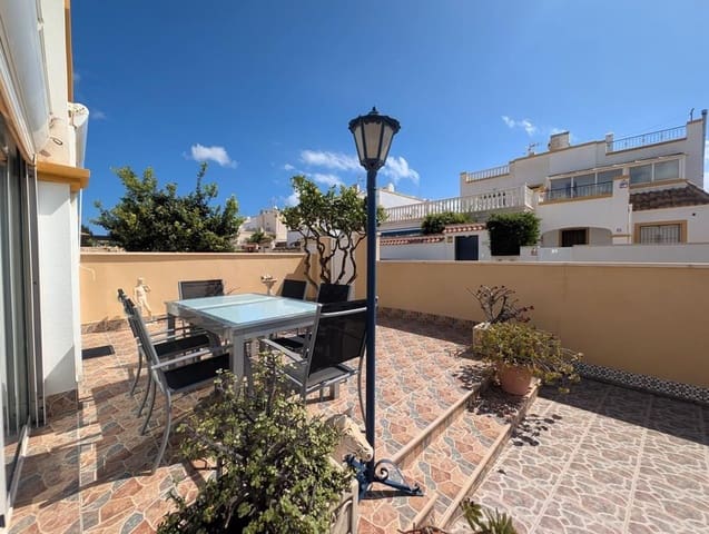 3 Zimmer Doppelhaus zu verkaufen in El Chaparral - La Siesta - La Torreta, Torrevieja mit Pool Garage - 249.000 € (Ref: 10094229)