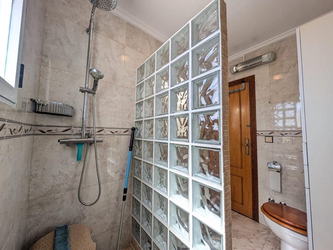 3 Zimmer Doppelhaus zu verkaufen in Torrevieja mit Pool Garage - 249.000 € (Ref: 10094229)
