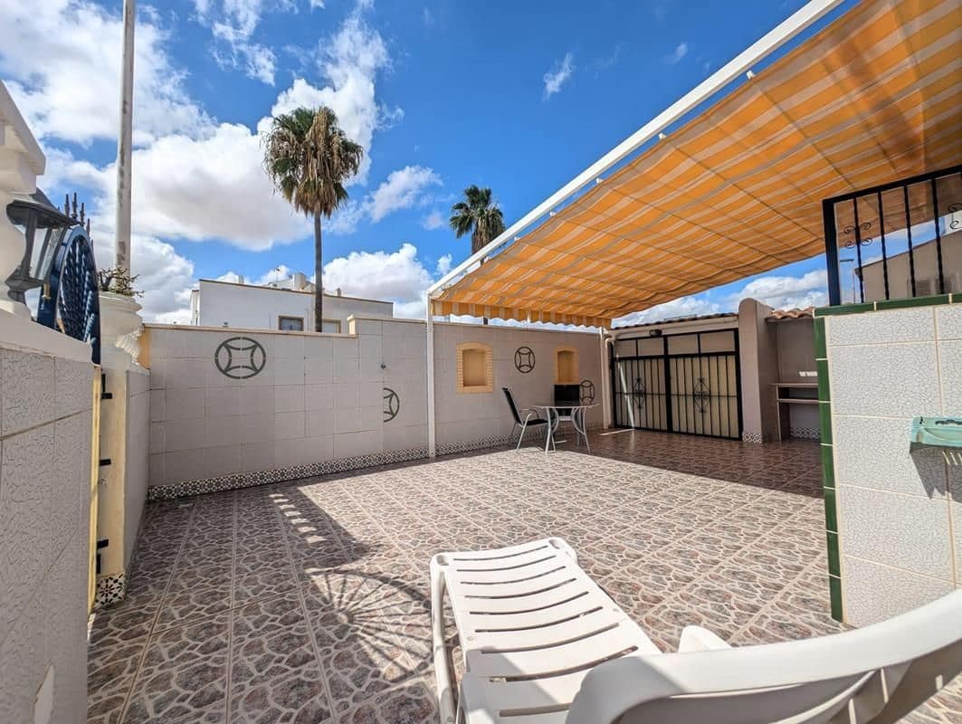 3 Zimmer Doppelhaus zu verkaufen in Torrevieja mit Pool Garage - 249.000 € (Ref: 10094229)
