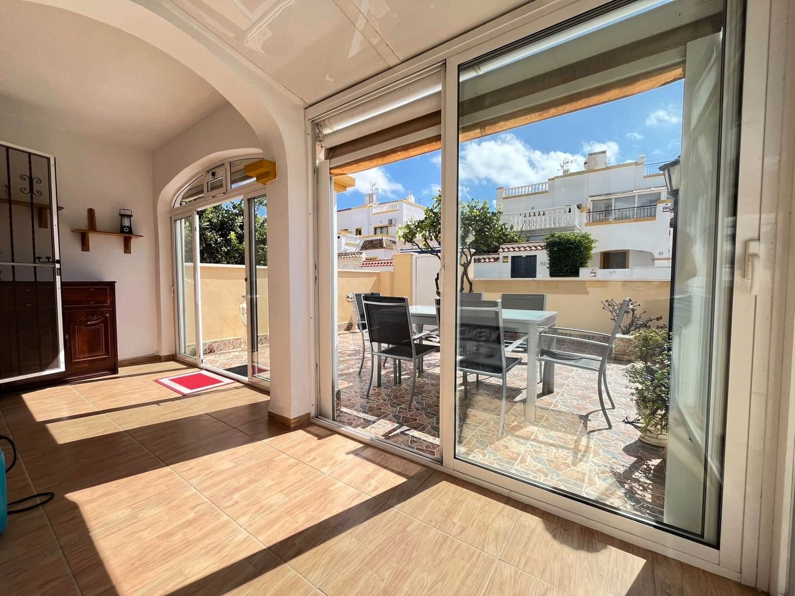 3 Zimmer Doppelhaus zu verkaufen in Torrevieja mit Pool Garage - 249.000 € (Ref: 10094229)