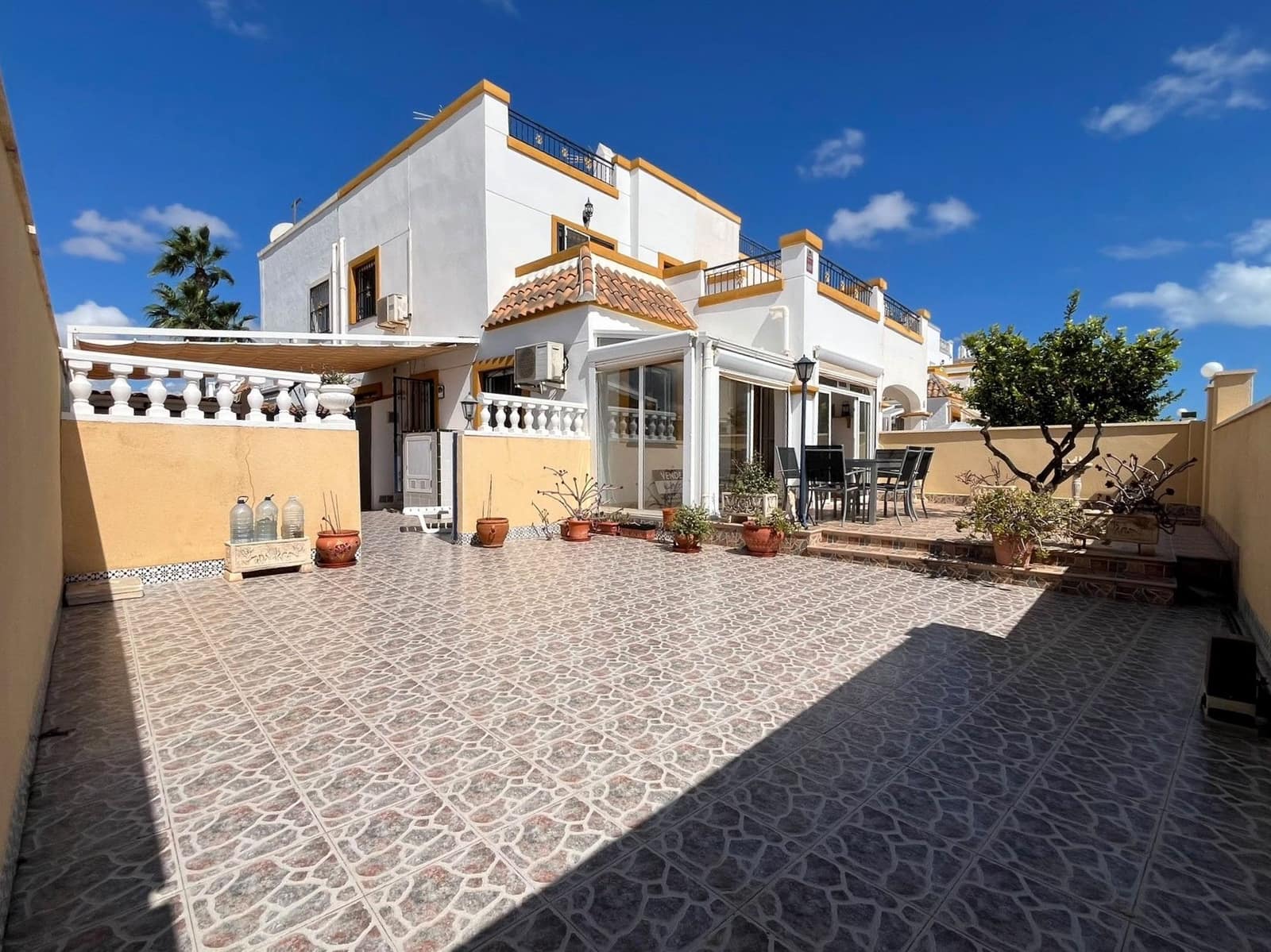 3 Zimmer Doppelhaus zu verkaufen in Torrevieja mit Pool Garage - 249.000 € (Ref: 10094229)