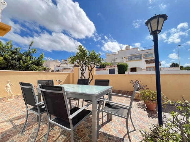 3 Zimmer Doppelhaus zu verkaufen in El Chaparral - La Siesta - La Torreta, Torrevieja mit Pool Garage - 249.000 € (Ref: 10094229)