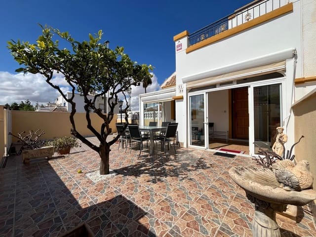 3 Zimmer Doppelhaus zu verkaufen in El Chaparral - La Siesta - La Torreta, Torrevieja mit Pool Garage - 249.000 € (Ref: 10094229)