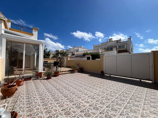3 Zimmer Doppelhaus zu verkaufen in El Chaparral - La Siesta - La Torreta, Torrevieja mit Pool Garage - 249.000 € (Ref: 10094229)