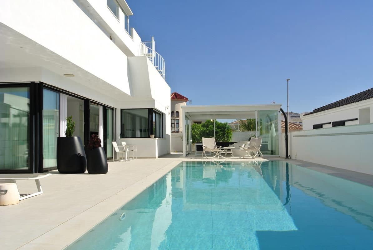 4 soverom Villa til salgs i San Fulgencio med svømmebasseng garasje - € 749 000 (Ref: 8306830)