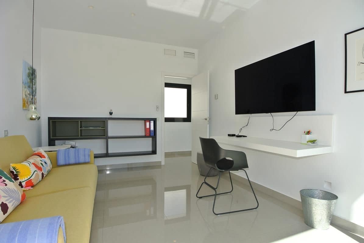 4 soverom Villa til salgs i San Fulgencio med svømmebasseng garasje - € 749 000 (Ref: 8306830)