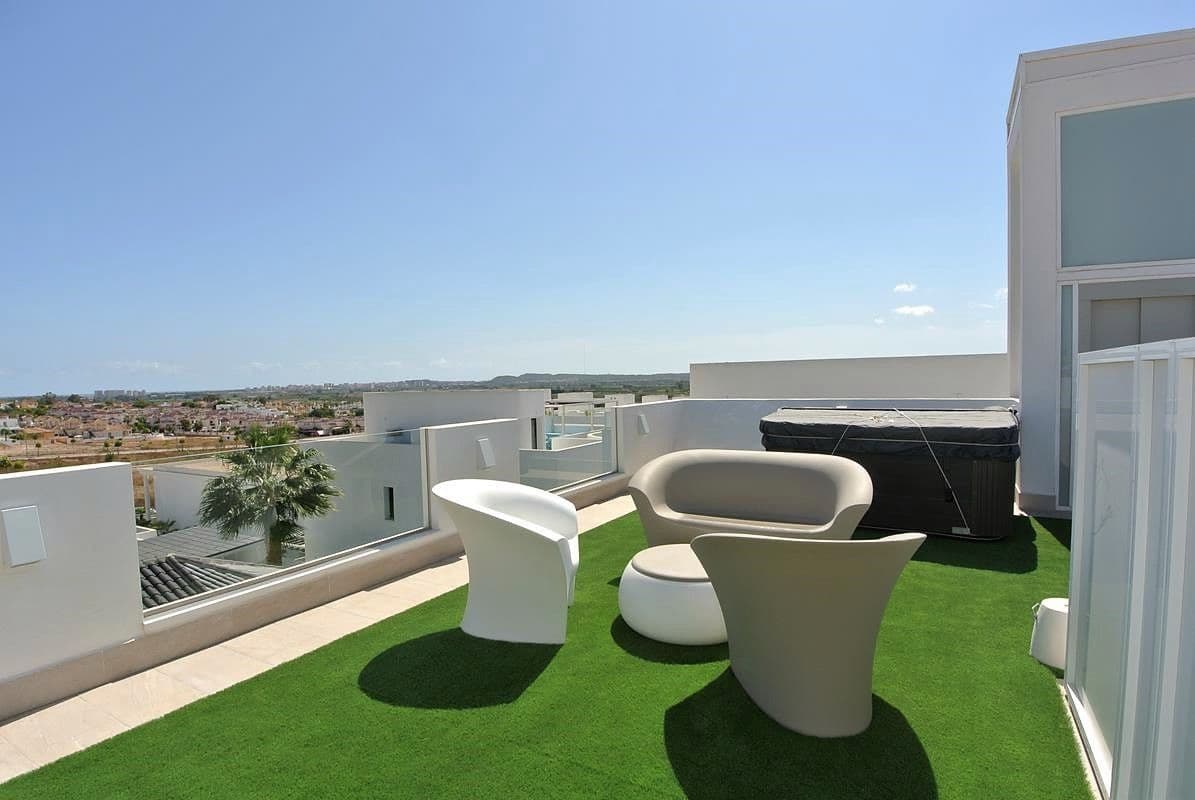 4 soverom Villa til salgs i San Fulgencio med svømmebasseng garasje - € 749 000 (Ref: 8306830)