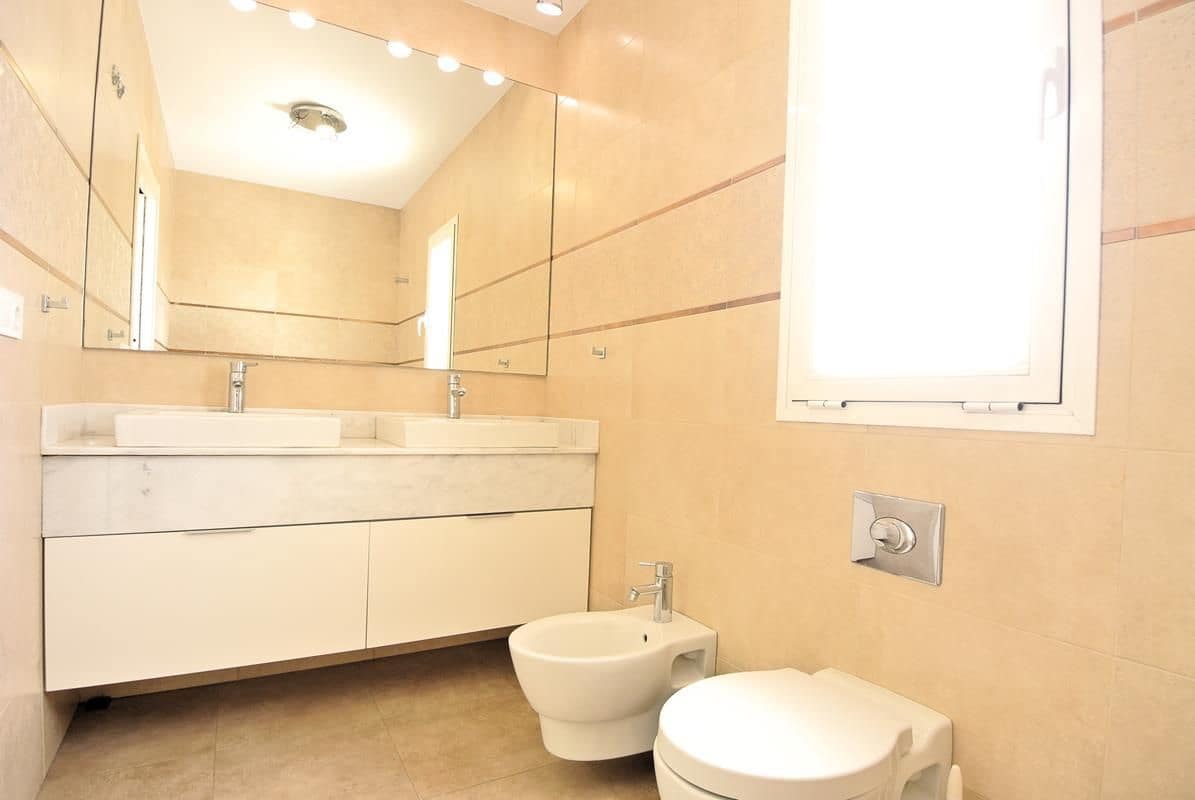 6 makuuhuone Huvila myytävänä paikassa San Fulgencio mukana uima-altaan 
autotalli - 699 000 € (Ref: 8438437)