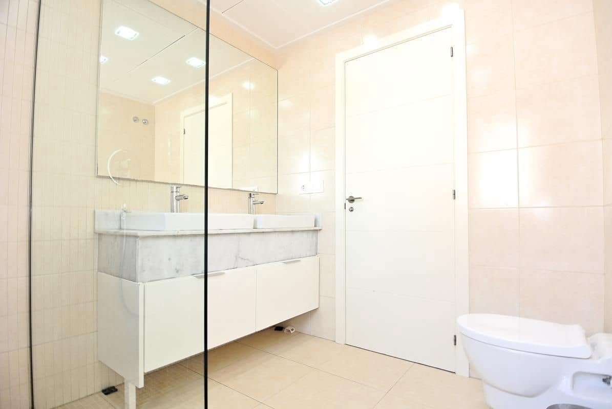 6 makuuhuone Huvila myytävänä paikassa San Fulgencio mukana uima-altaan 
autotalli - 699 000 € (Ref: 8438437)